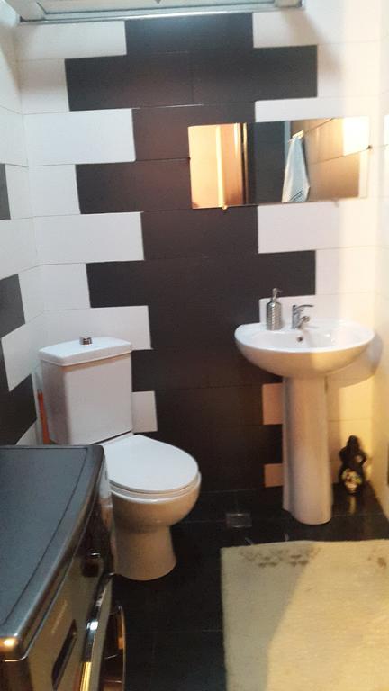 Eka Guest House Batumi Exterior foto