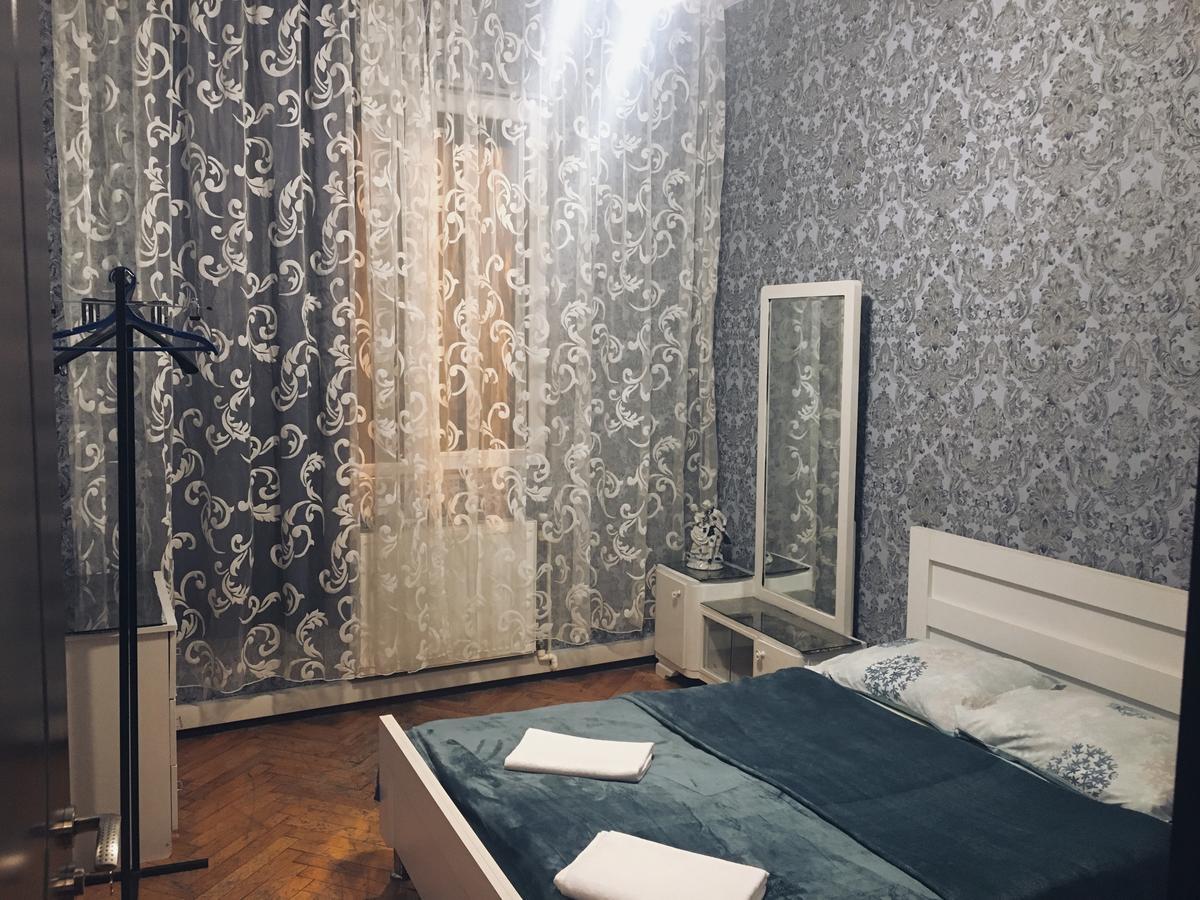 Eka Guest House Batumi Exterior foto